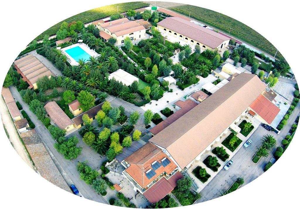 Hotel Tenuta San Francesco بارليتا المظهر الخارجي الصورة
